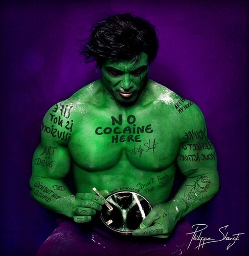 Hulk Vs Drugs Tag Version